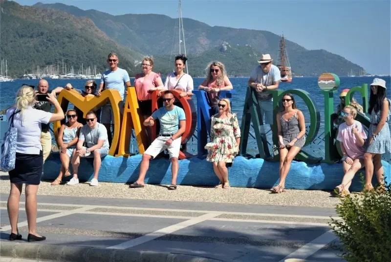 Marmaris'te gören fotoğraf çektiriyor 5